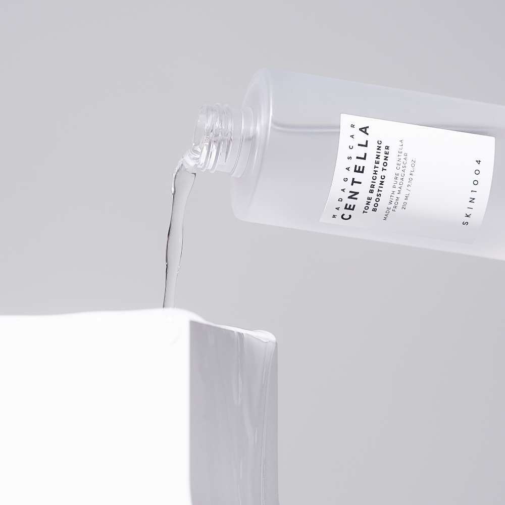 SKIN1004 Tone Brightening Boosting Tónico 210 ml