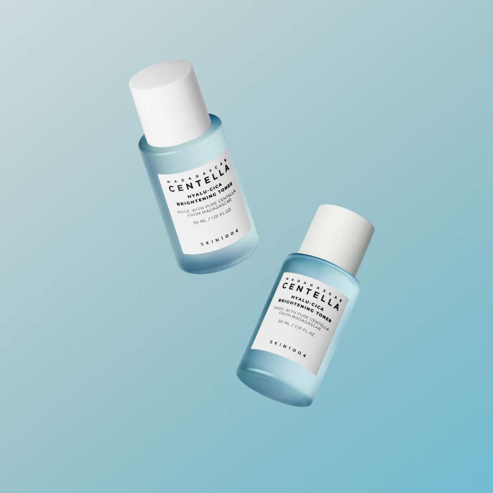 SKIN1004 Hyalu-CICA Brightening Toner x 30 ml (3)